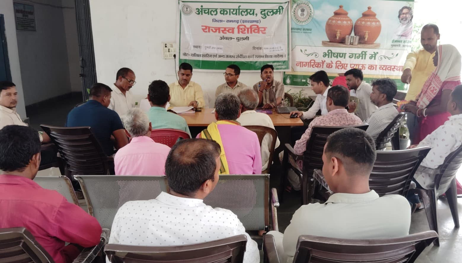 विशेष राजस्व शिविर के पहले दिन दाखिल-खारिज मामलों के निष्पादन पर फोकस, बड़ी संख्या में पहुंचे रैयत