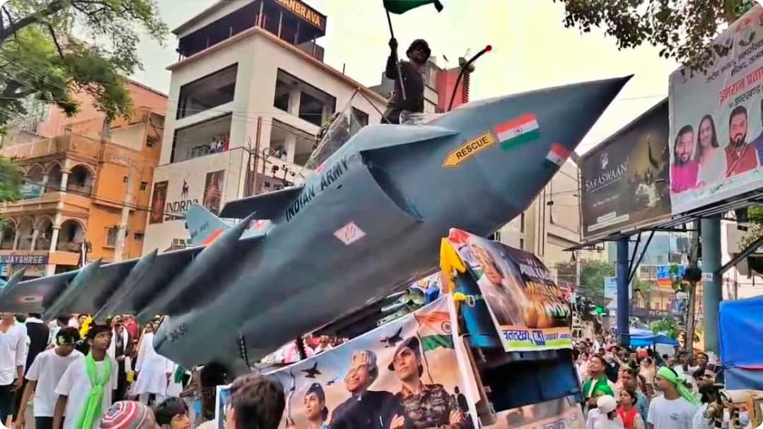 रांची में अकीदत और अनुशासन के साथ निकला मुहर्रम जुलूस, अखाड़ों के करतब बने आकर्षण का केंद्र