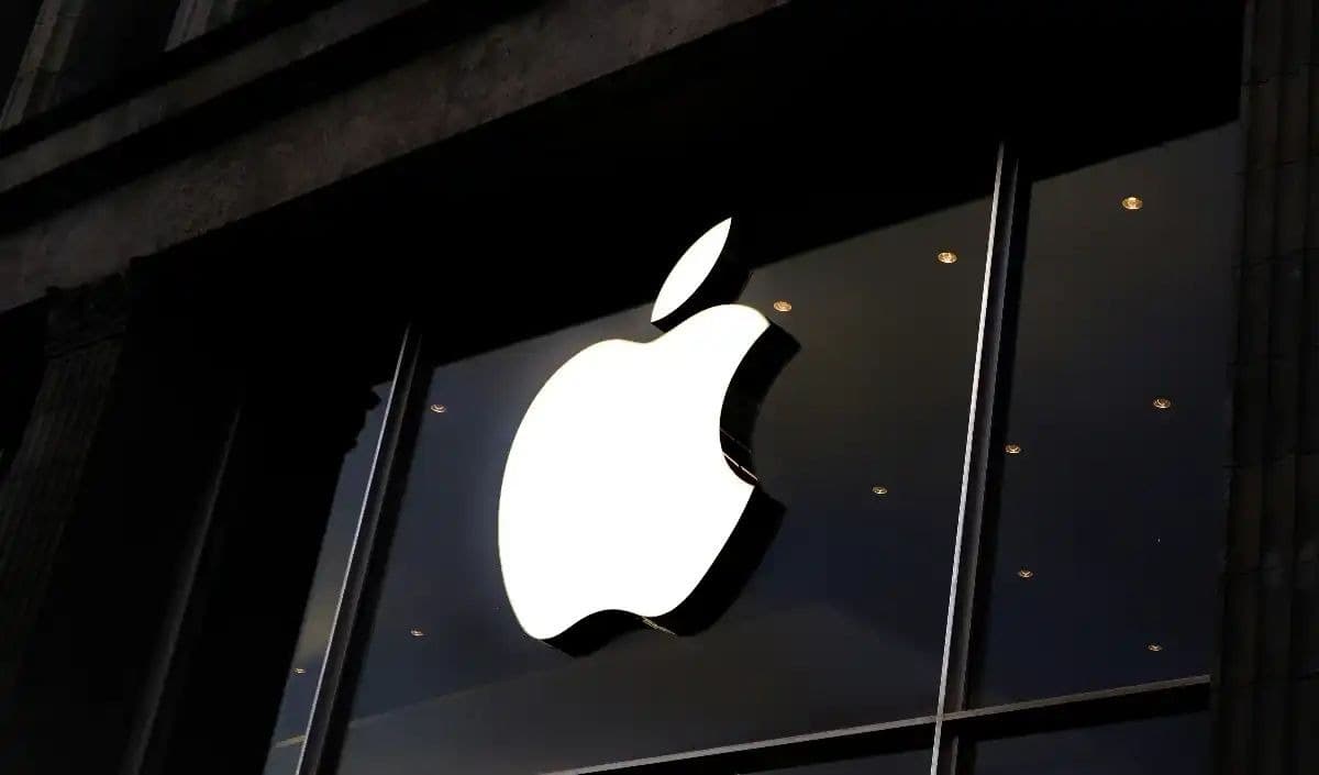 Nvidia को पछाड़ फिर No. 1 बनी Apple, $4.9 Trillion Market Value के साथ दुनिया की सबसे मूल्यवान कंपनी