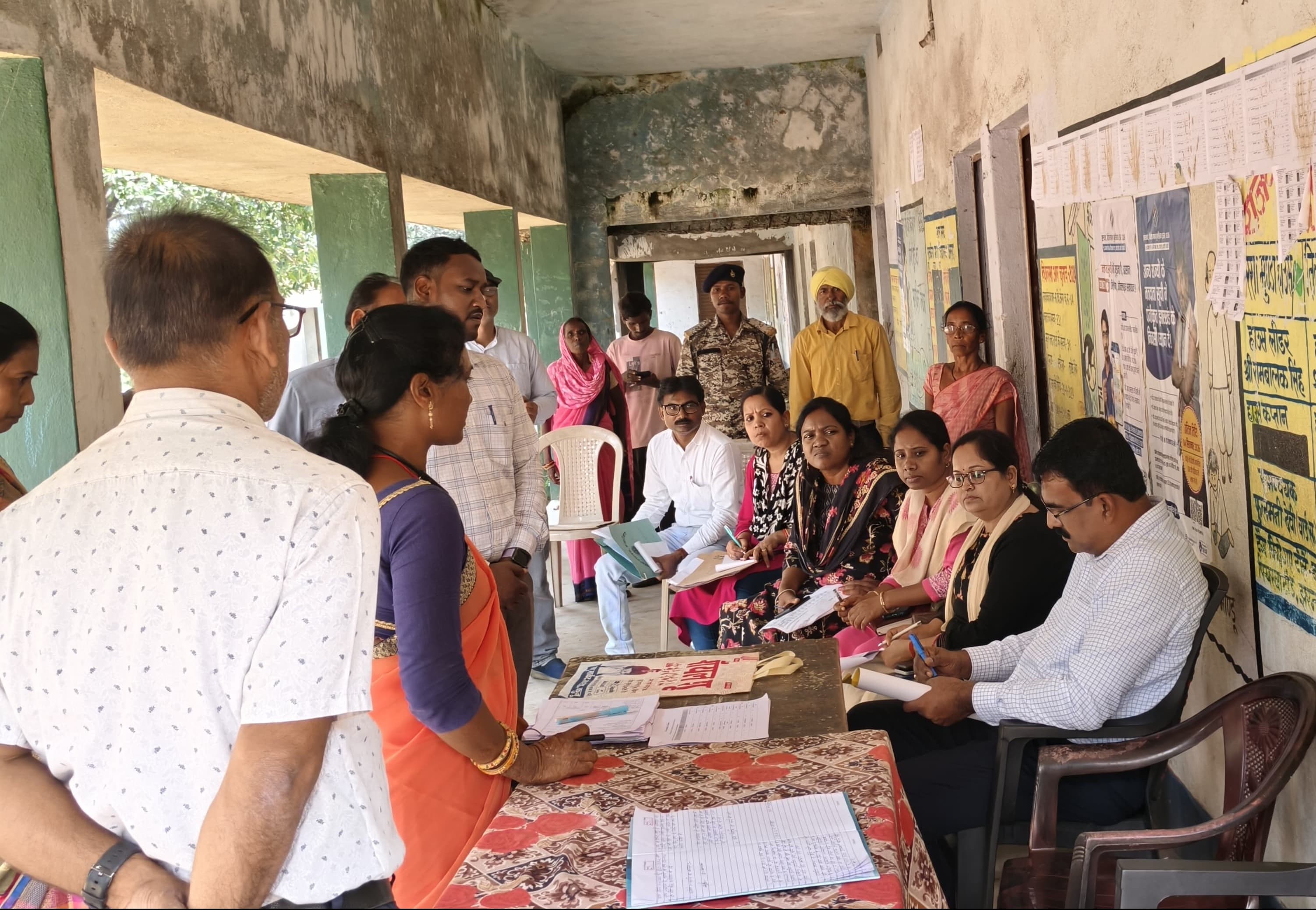 बीडीओ और सीओ को छूटे हुए मतदाताओं का लिस्ट बनाकर जाति प्रमाण पत्र बनाने का निर्देश 