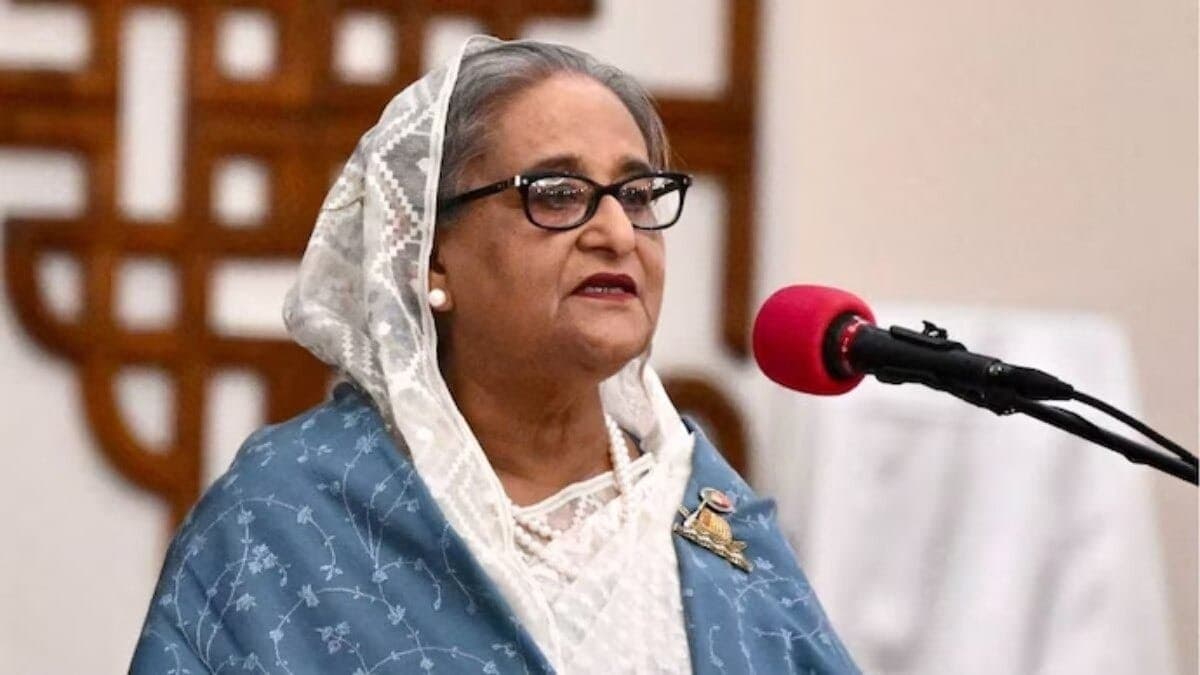 बांग्लादेश में शेख हसीना समेत 40 अन्य पर मानवता के खिलाफ अपराध का आरोप, ट्रिब्यूनल में दायर हुई चार्जशीट