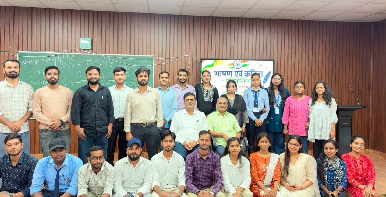 स्वतंत्रता दिवस की पूर्व संध्या पर भाषण एवं कविता प्रतियोगिता, युवाओं ने रखे भविष्य के सवाल