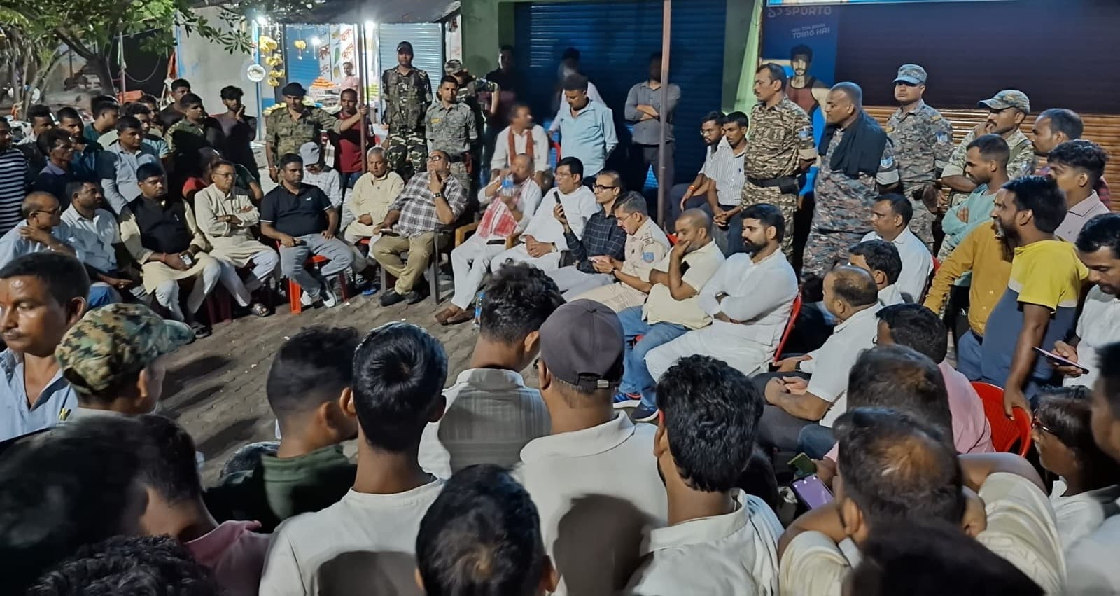 60 घंटे बाद खत्म हुआ आंदोलन, CRPF जवान की मौत पर प्रशासन-ग्रामीणों में समझौता