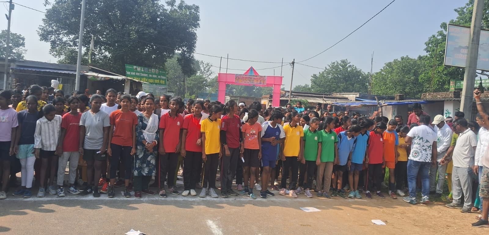 डाड़ी में मैराथन का जोश, हजारों प्रतिभागियों ने लगाई दौड़