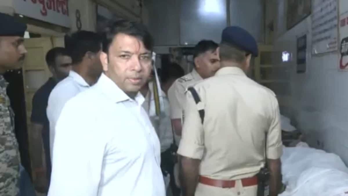 ग्वालियर में बेकाबू ट्रक ने श्रद्धालुओं को कुचला, 12 की मौत