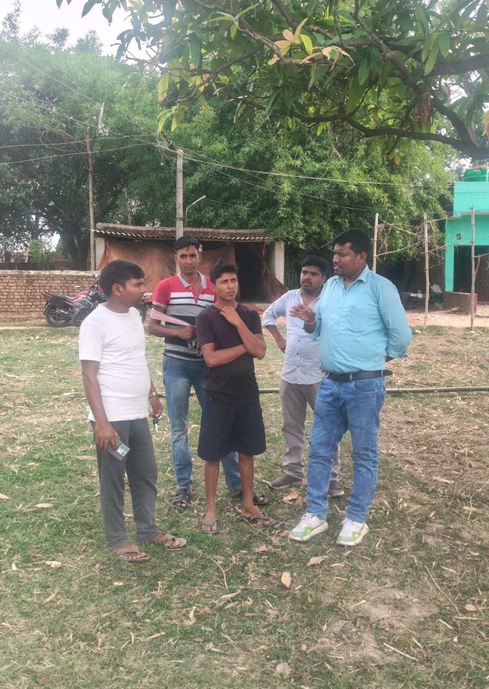 बरियातू पंचायत में सतघरवा की बिजली समस्या का समाधान जल्द