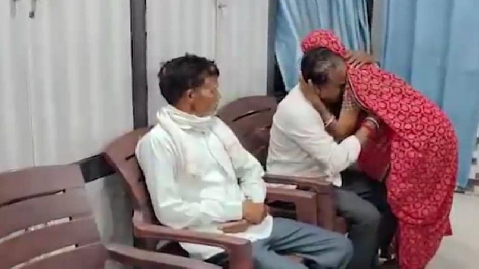 डेढ महीने बाद मिली लापता मां, बेटे का भावुक वीडियो हआ वायरल