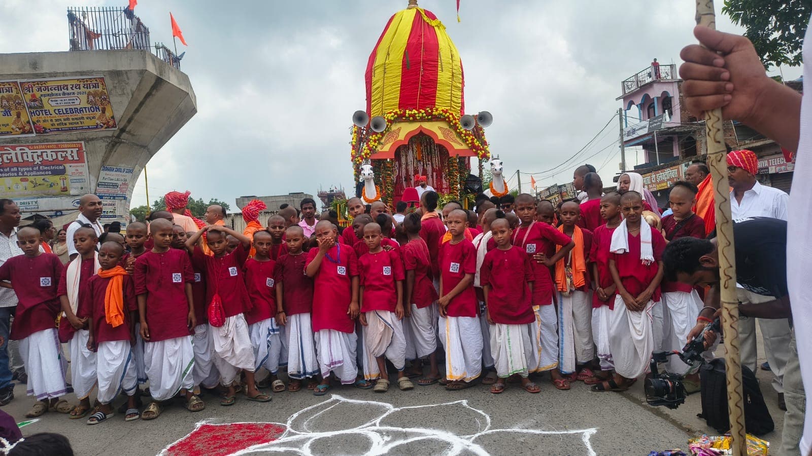 जय जगन्नाथ के जयघोष से गूंजा चौपारण, रथयात्रा में उमड़ा हजारों श्रद्धालुओं का आस्था सैलाब