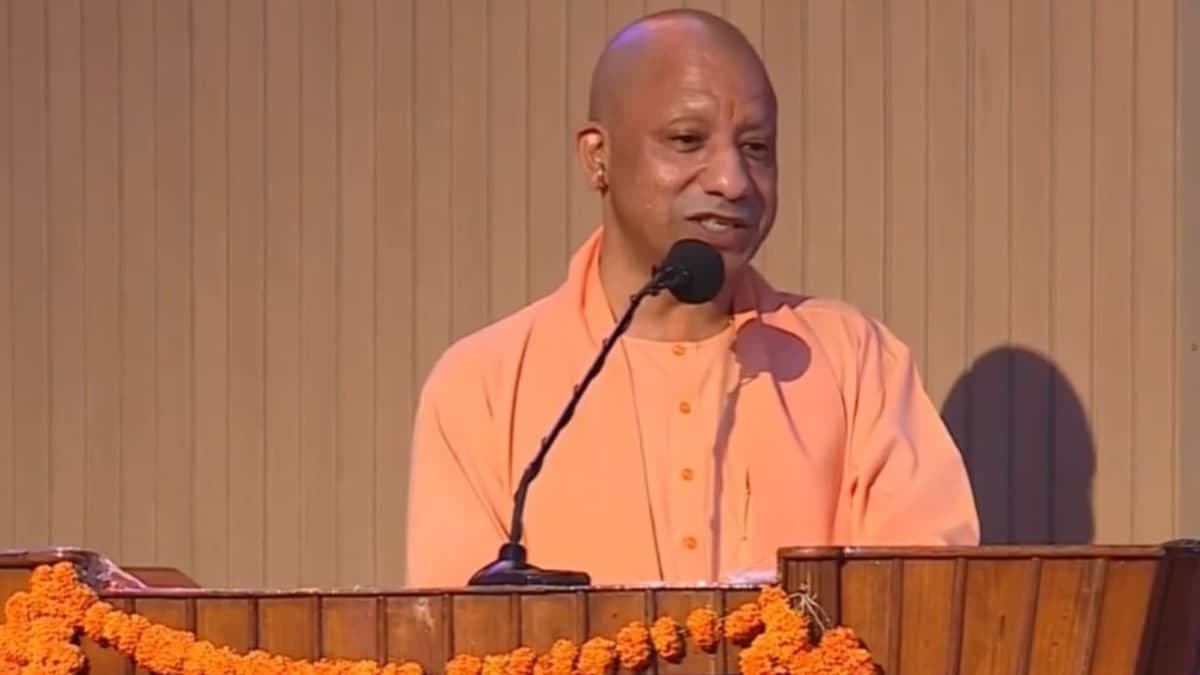 राम मंदिर आंदोलन को बदनाम करने वालों से रहें सावधान: योगी