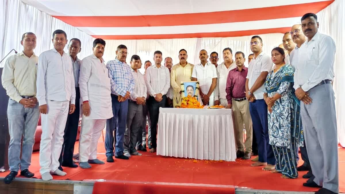 मंत्री सुदिव्य कुमार के निधन पर झारखंड पुलिस एसोसिएशन ने स्थगित किया आंदोलन