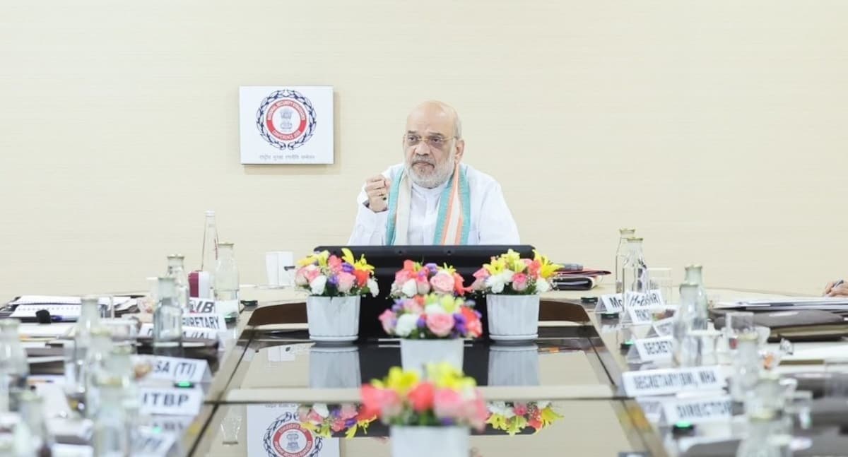 अमित शाह का सख्त संदेश- ‘यह देश धर्मशाला नहीं’, घुसपैठियों पर बोले- सिर्फ नागरिकों को रहने का अधिकार