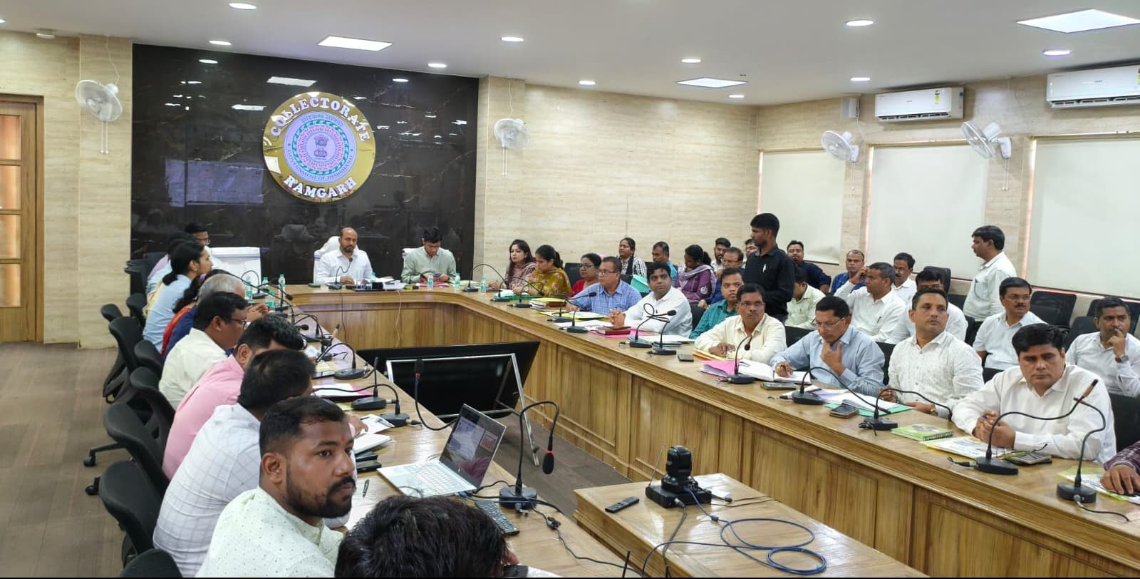 रामगढ़ में मतदाता सूची विशेष गहन पुनरीक्षण 2026 सफल, 100% मतदाताओं का कवरेज सुनिश्चित