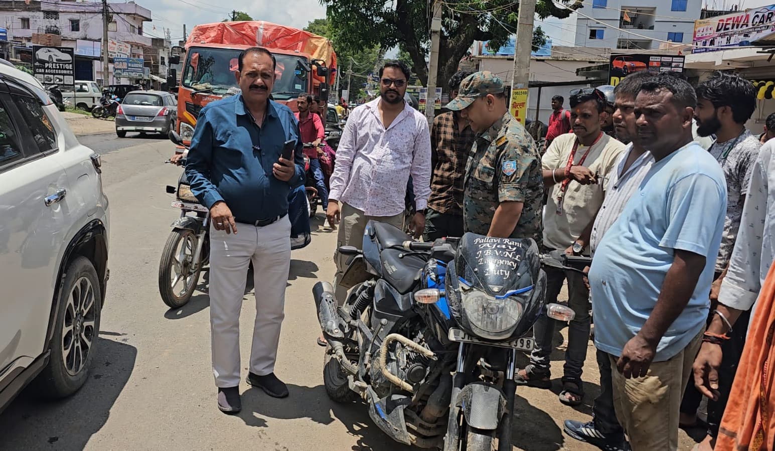 ट्रैक्टर की चपेट में आने से बिजली विभाग कर्मी की मौत, चालक वाहन लेकर फरार