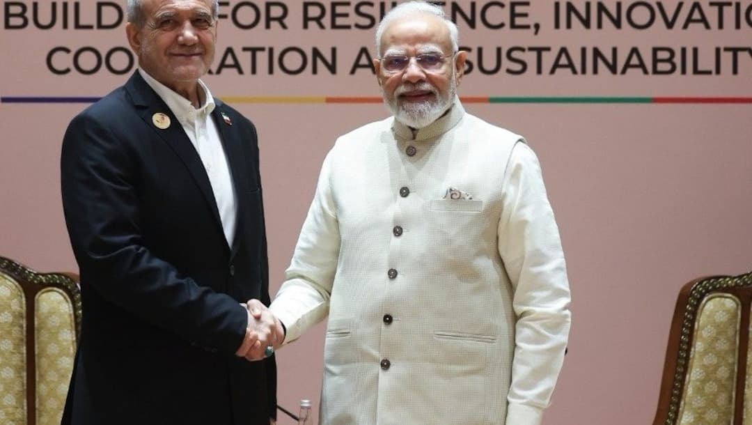 मोदी-पेजेश्कियन की अहम मुलाकात, समुद्री सुरक्षा और व्यापार पर हुई चर्चा