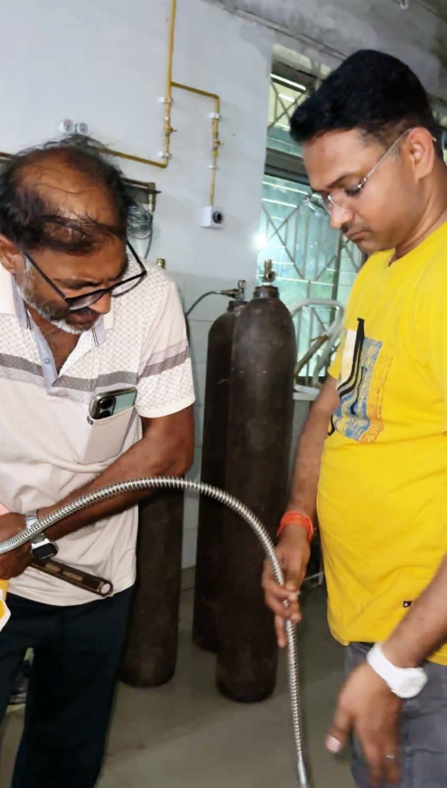 हजारीबाग: ऑक्सीजन पाइप फटने से एसएनसीयू में हड़कंप, सांसद की सक्रियता से टला हादसा