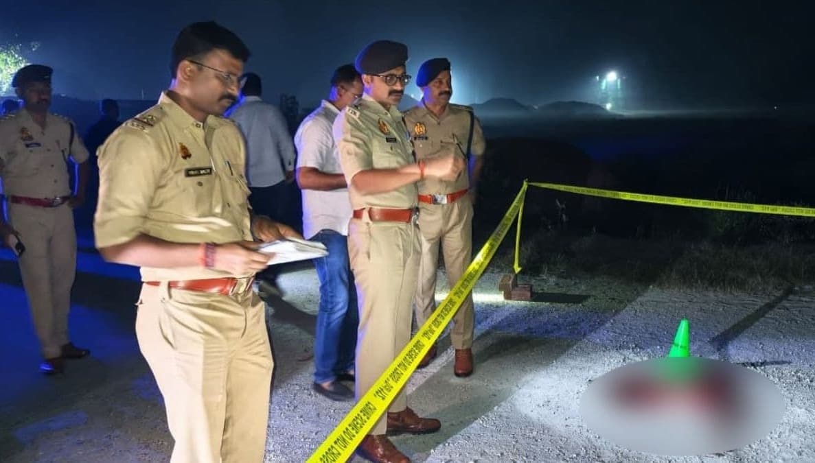 देवरिया में सड़क किनारे दो युवकों की हत्या, इलाके में मचा हड़कंप
