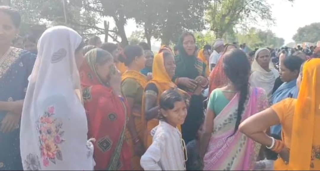 फुलवरिया मोड़ पर ट्रक की चपेट में आया बाइक सवार, मौके पर मौत