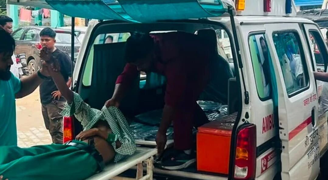 रथयात्रा में दर्दनाक हादसा: हाईटेंशन तार की चपेट में आया रथ, 2 छात्रों की मौत, 7 श्रद्धालु घायल