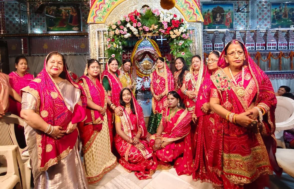 जय दादी की जयकारों से भक्तिमय हुआ राणी सती मंदिर