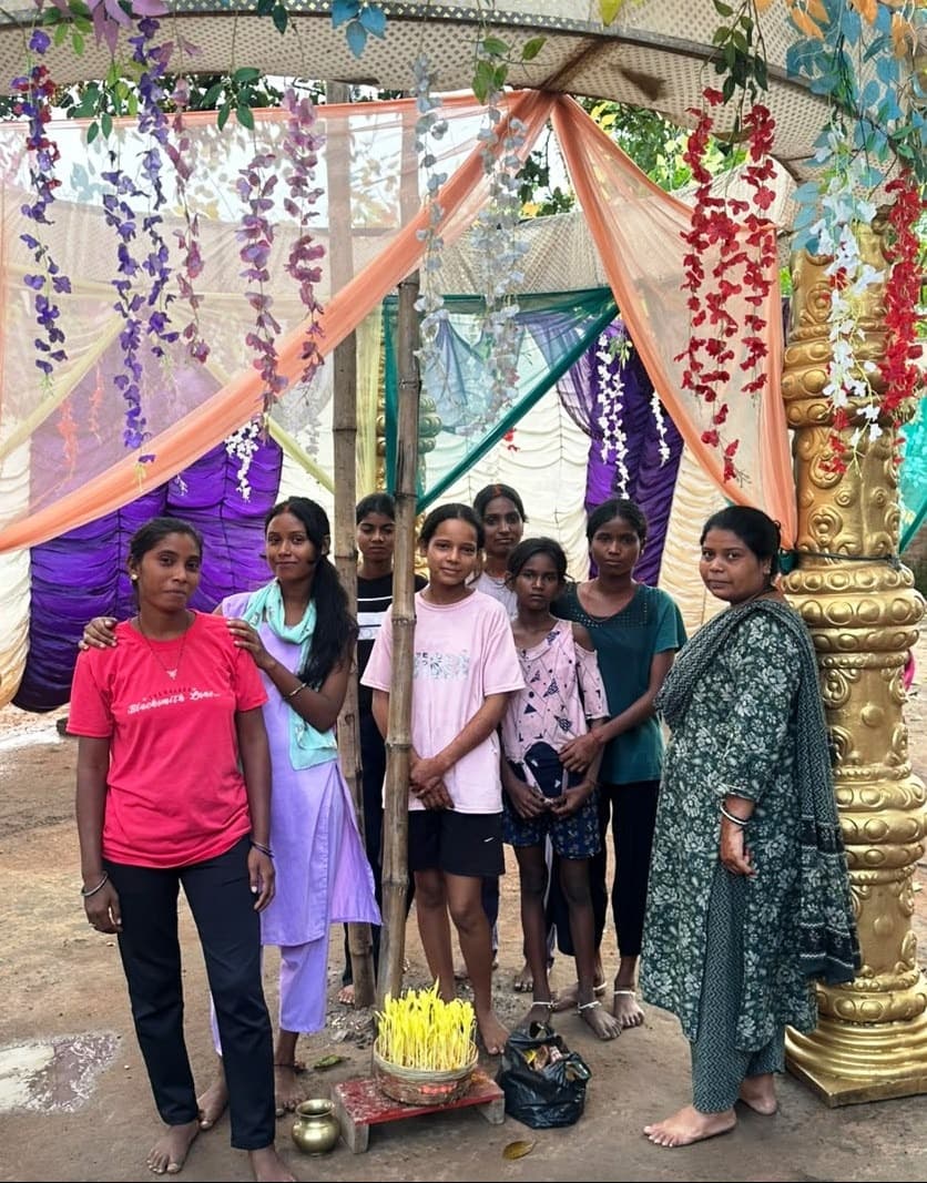 कोयलांचल भुरकुंडा में धूमधाम से मना करमा पर्व, मांदर की थाप पर थिरके युवक-युवतियां