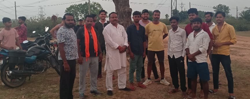 बरसोत और कोनहारा के बीच मैत्री क्रिकेट मैच, बरसोत की टीम ने मारी बाजी