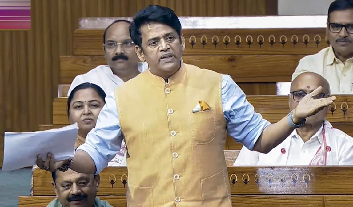 रवि किशन ने विपक्ष को चुनाव लड़कर जनता का भरोसा जीतने की चुनौती दी