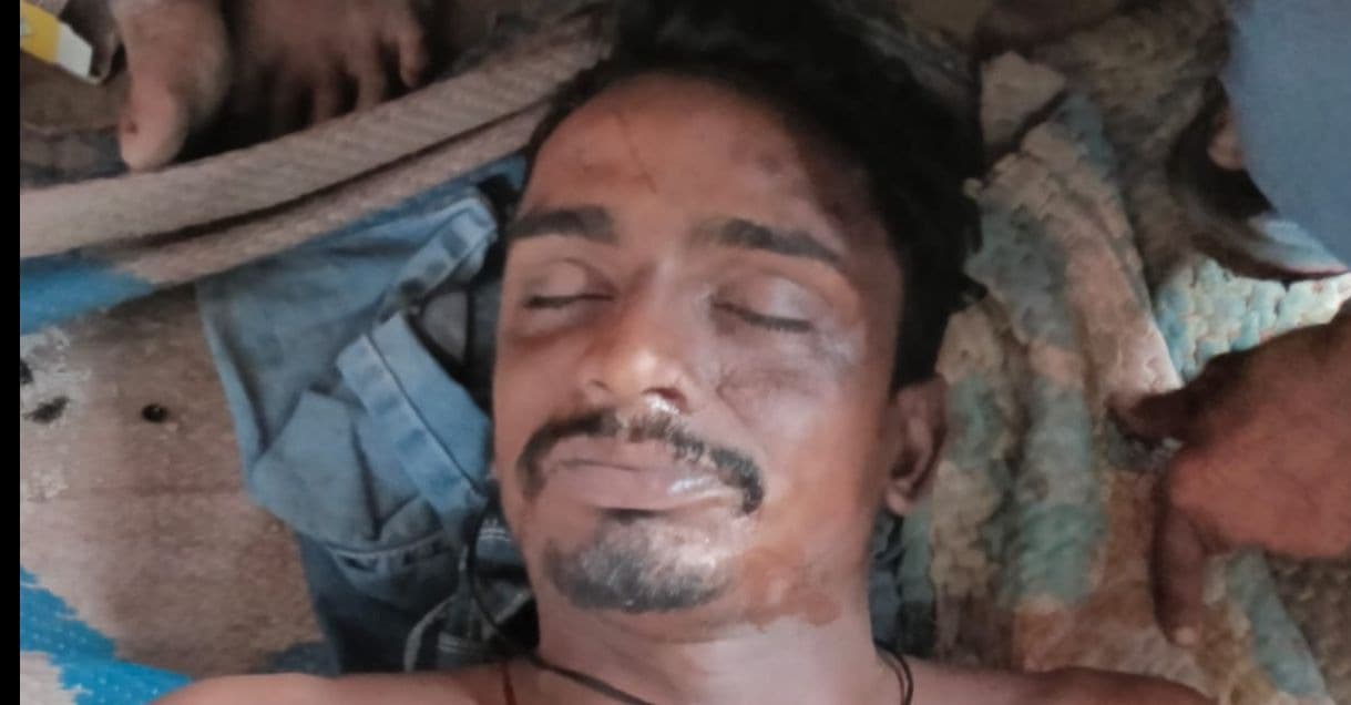 कुएं में मिला युवक का शव, परिजनों ने हत्या कर कुएं में फेंकने का लगाया आरोप 