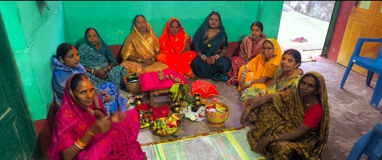 निर्जला उपवास में माताओं ने मांगी संतान की सलामती, जितिया पर दिखी आस्था की अनूठी तस्वीर