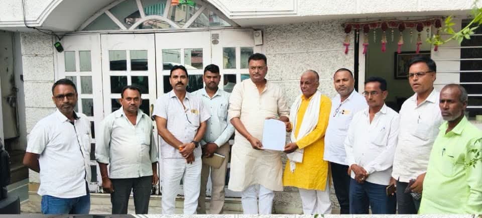 डुमरी के विकास को मिली नई उम्मीद, सड़क और मंदिर निर्माण को लेकर सांसद ने दिया भरोसा
