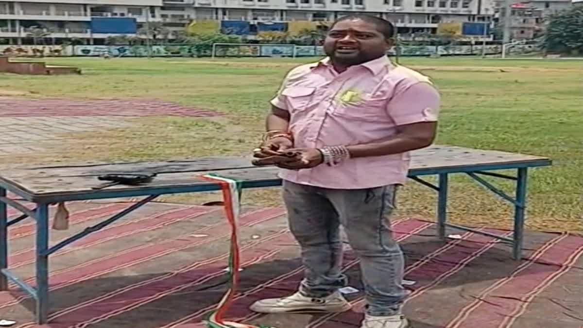 जयपाल सिंह मुंडा स्टेडियम में एयर गन लेकर पहुंचा युवक