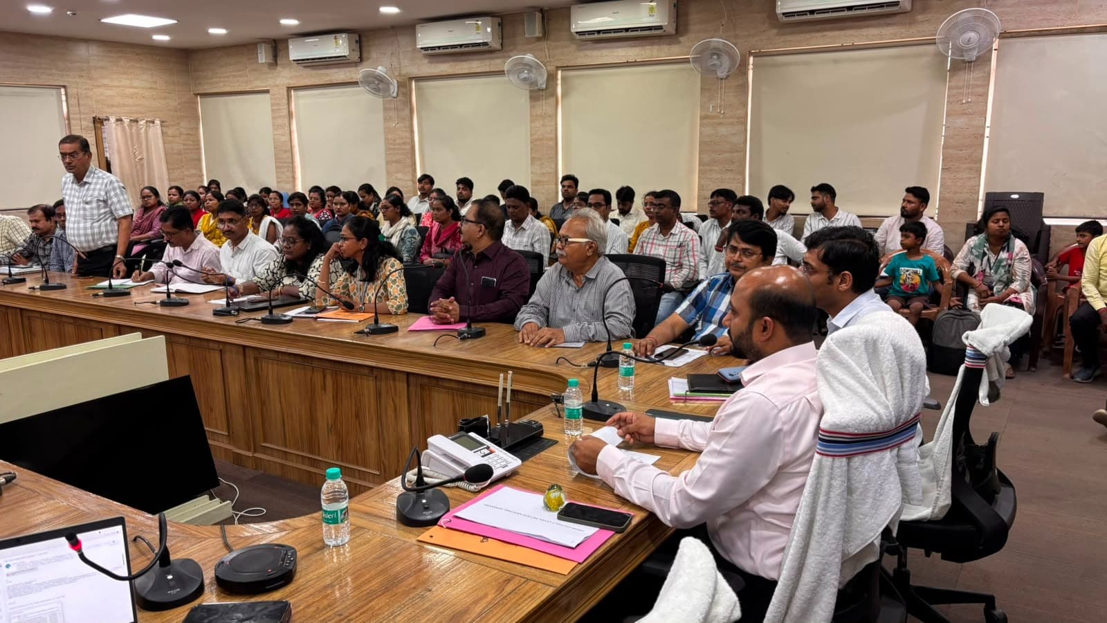 शिक्षा व्यवस्था पर उपायुक्त सख्त, खराब प्रदर्शन वाले बीपीओ पर होगी कार्रवाई