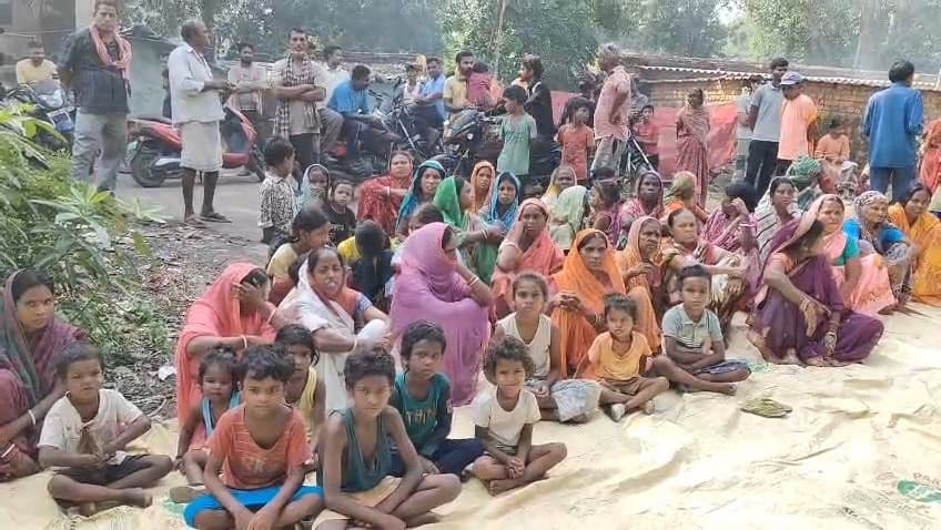 बिजली संकट से नाराज ग्रामीणों ने कापासारा में पेट्रोल-डीजल पंप बंद कराया