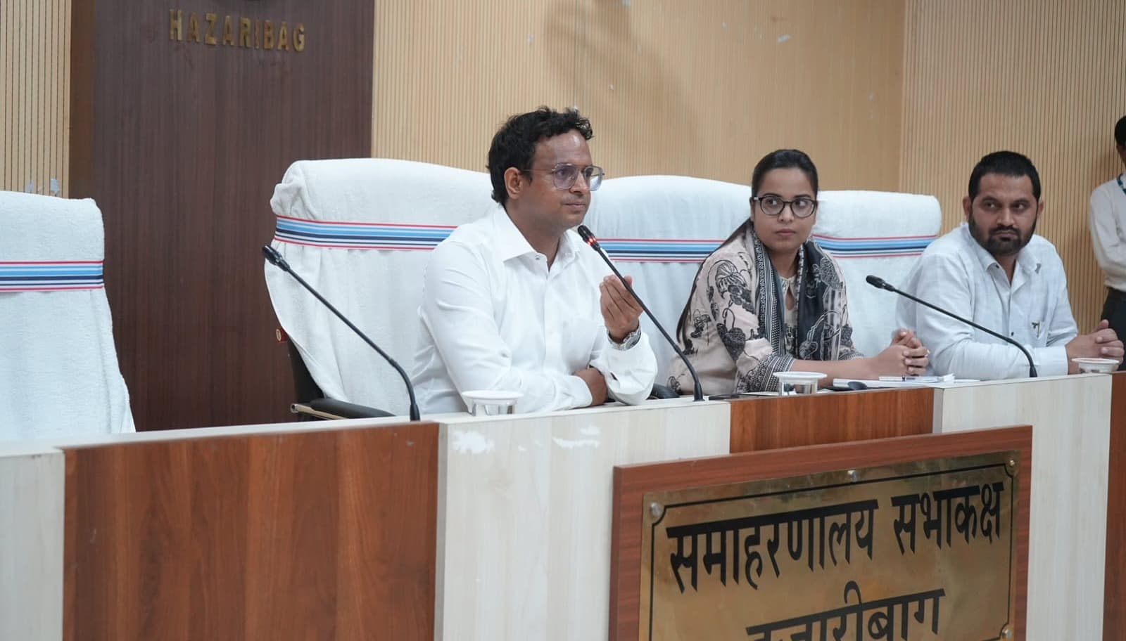 विकास योजनाओं में देरी बर्दाश्त नहीं, गुणवत्ता के साथ समय पर कार्य पूरा करें : उपायुक्त