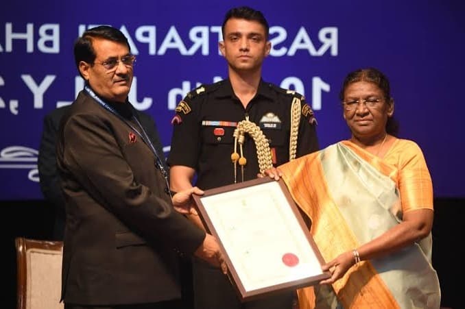 झारखंड के 14 जांबाजों को मिलेगा वीरता का सम्मान! राष्ट्रपति पुलिस पदक और पुलिस वीरता पदक के लिए भेजी गई अनुशंसा