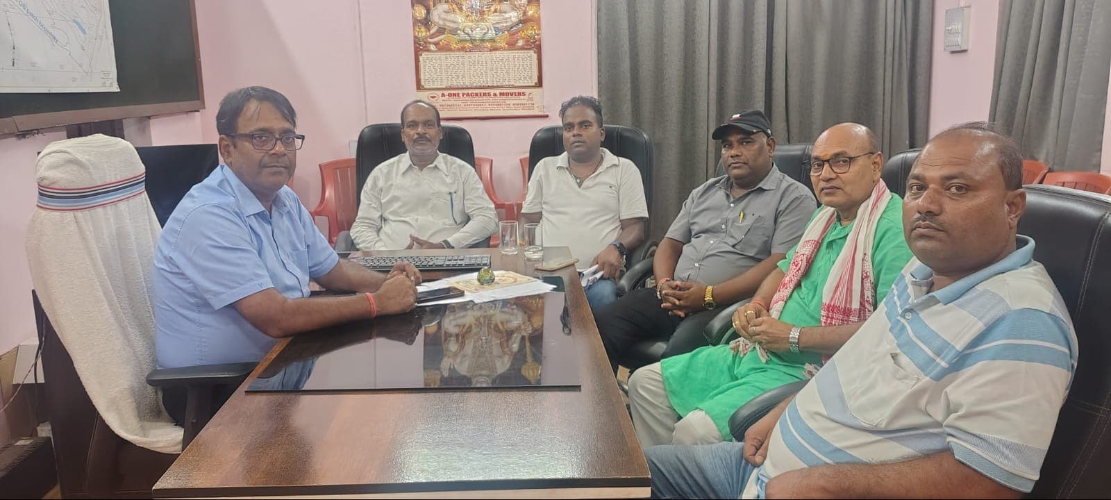 अखिल झारखंड कोयला श्रमिक संघ ने सयाल के नए पीओ से की मुलाकात