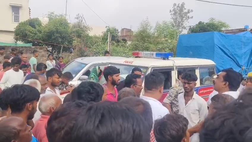 बंद कमरे में युवक की मौत, पत्नी पर हत्या का आरोप; पुलिस को गला दबाकर हत्या का संदेह