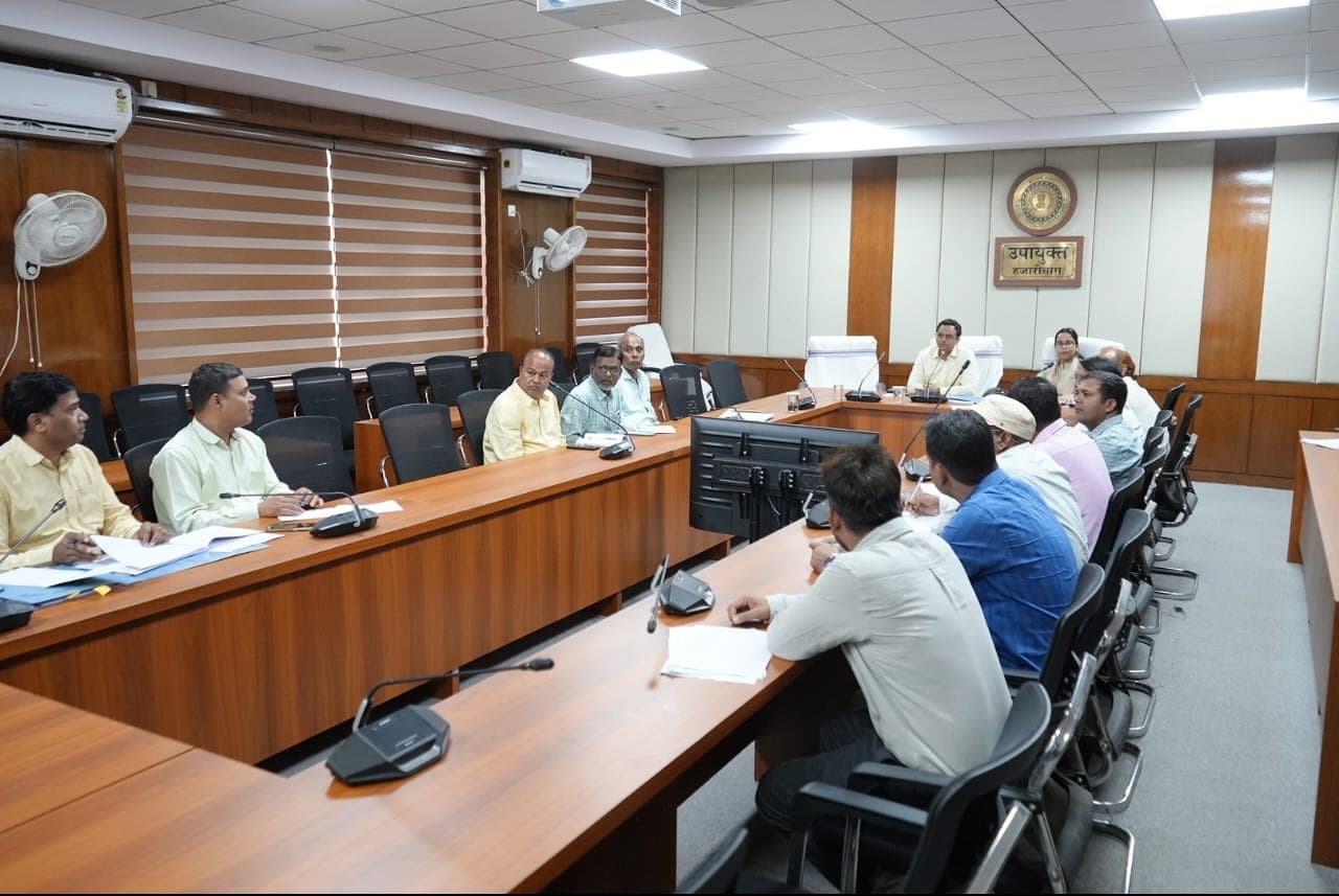 जिला परिषद की योजनाओं की डीसी ने की समीक्षा, अधिकारियों को दिए जरूरी निर्देश