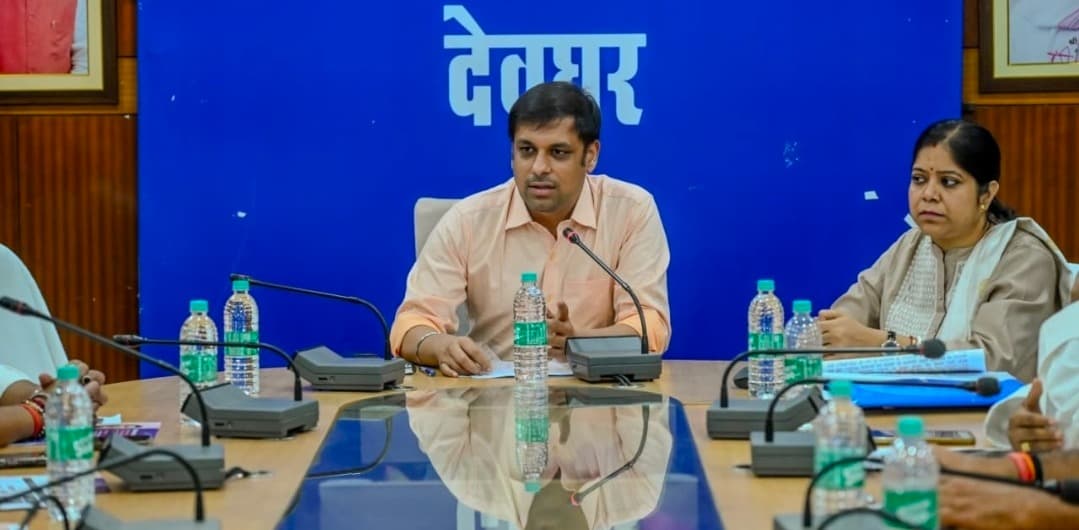 SIR-2026 को लेकर उपायुक्त ने की राजनीतिक दलों के साथ बैठक, 29 जुलाई तक आवेदन करने की अपील