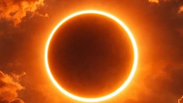साल का सबसे बड़ा पूर्ण सूर्य ग्रहण ! क्या आपको पता है कब लगेगा ?