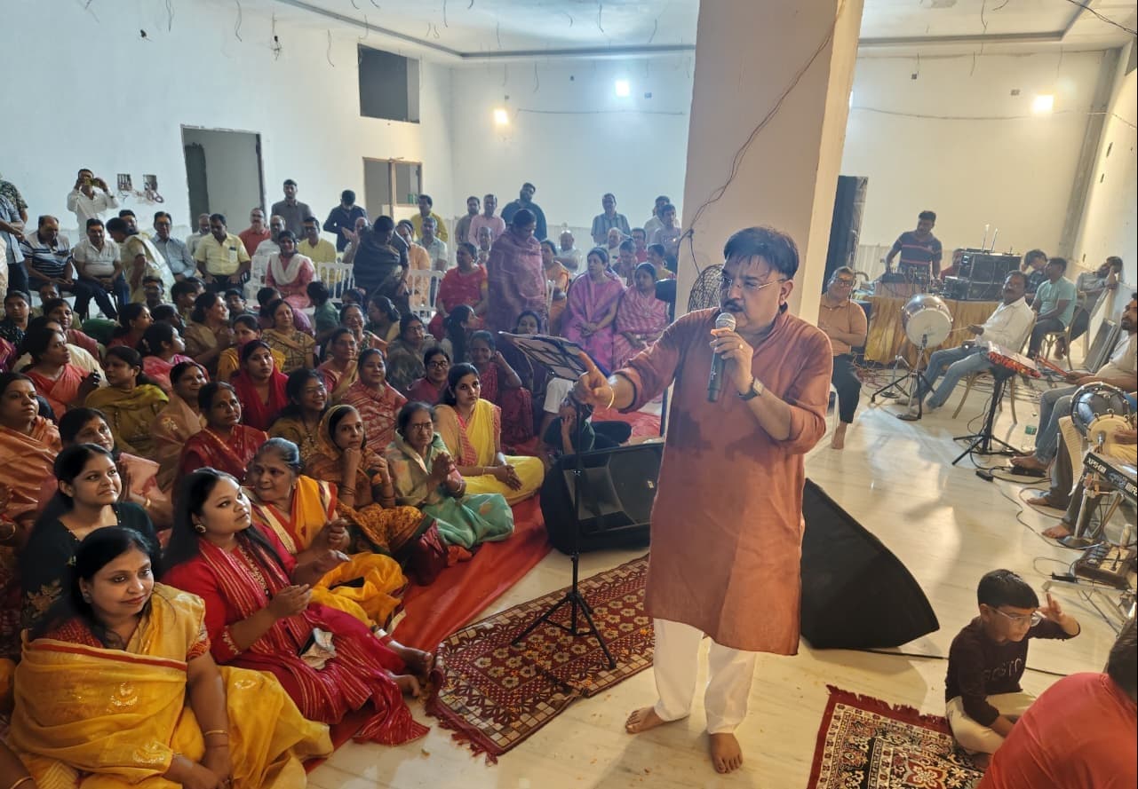 नवनिर्माणाधीन श्री श्याम मंदिर में भव्य भजन संध्या संपन्न