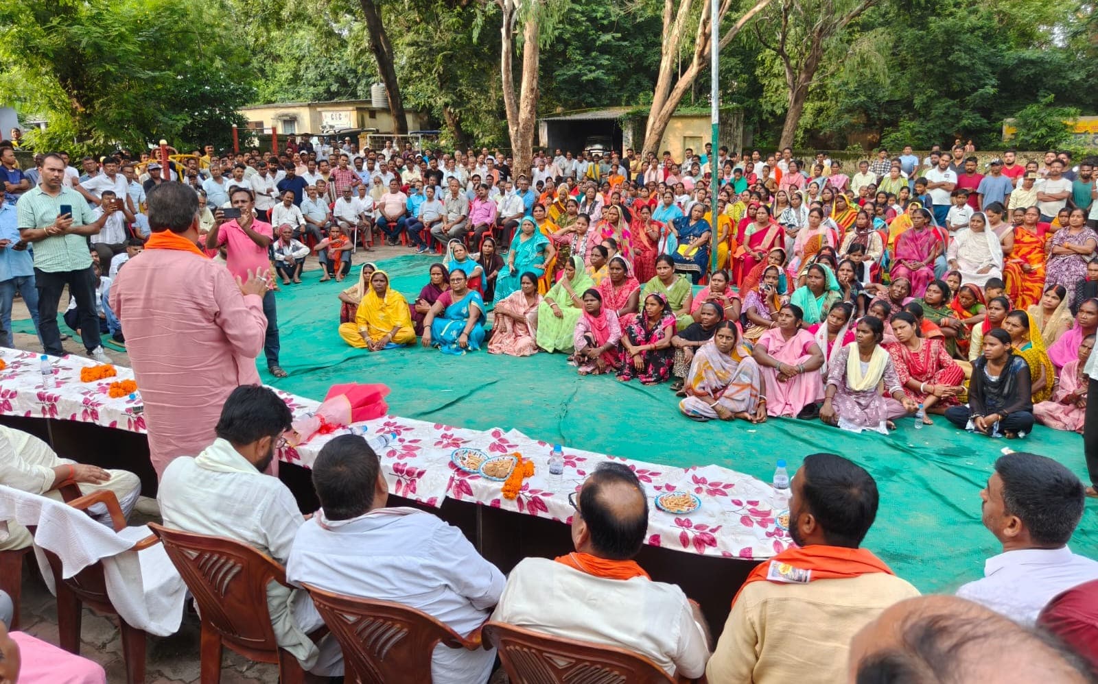सौंदा डी में विस्थापन के विरोध में मुखर हुए सांसद मनीष जायसवाल
