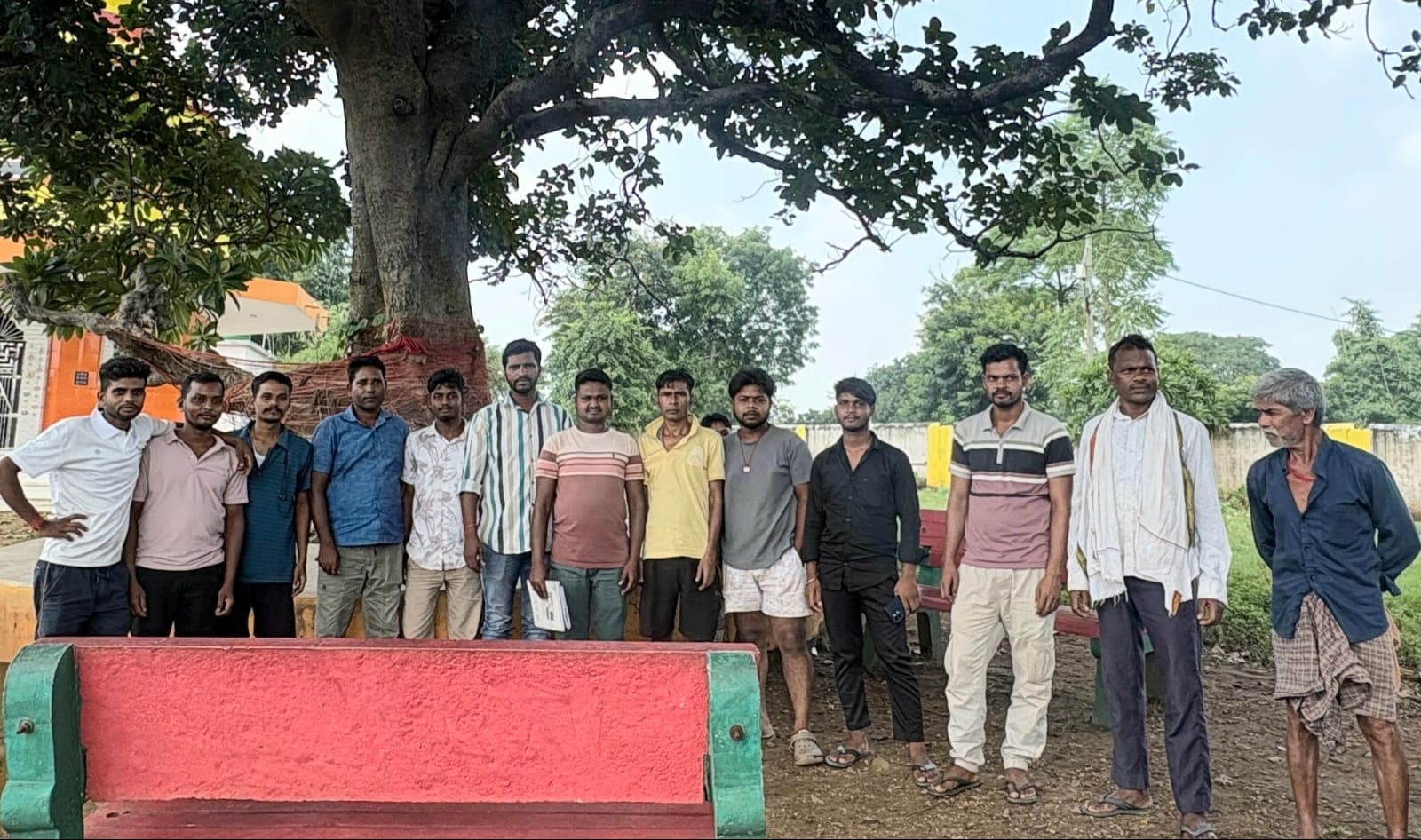 मारंगमरचा दुर्गा पूजा कमिटी के अध्यक्ष टेकलाल व सचिव बने बिनोद 