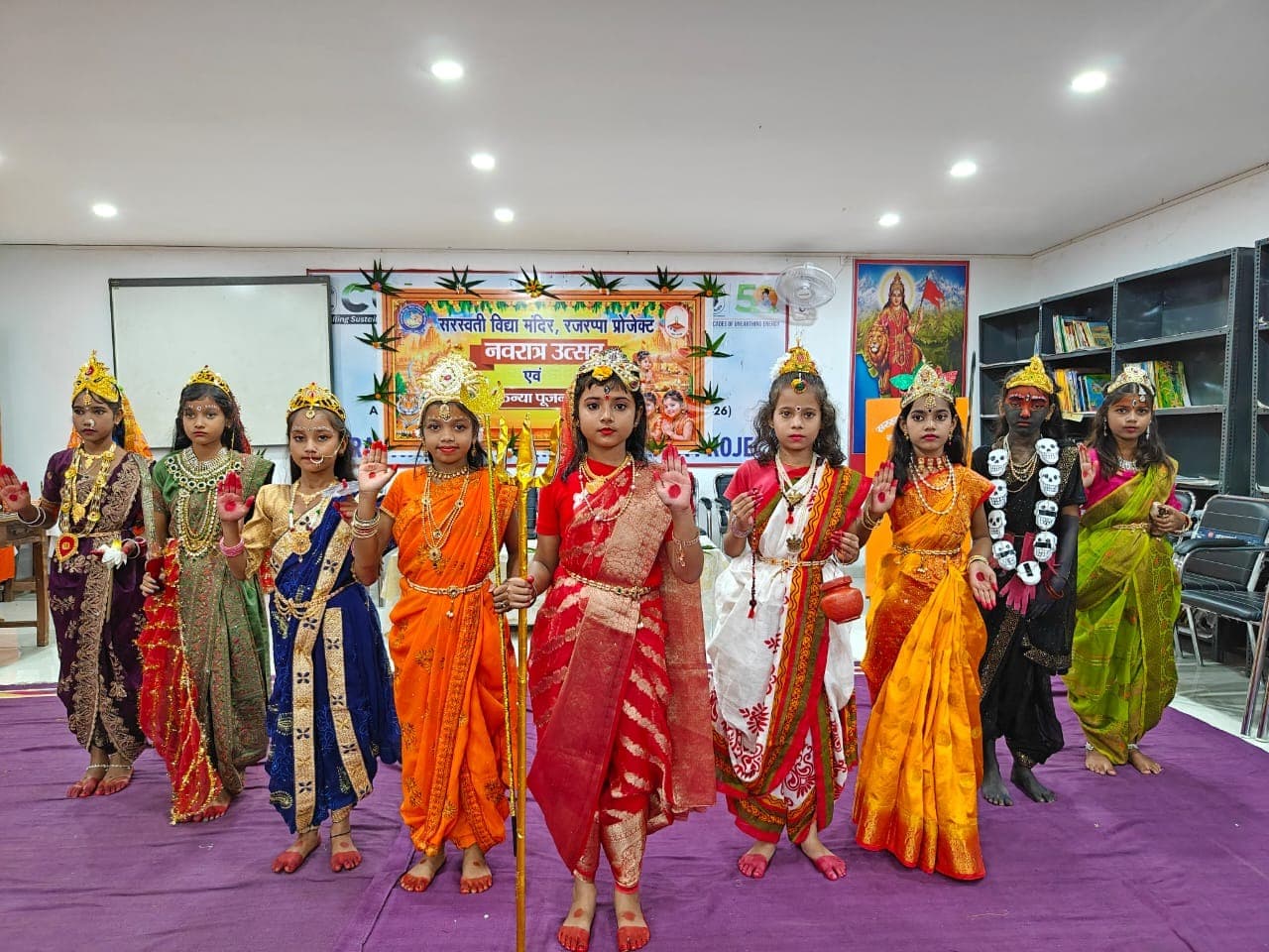 सभी छात्र छात्राओं को भारतीय संस्कृति एवं संस्कारों से जुड़े रहने की जरूरत : शत्रुघन