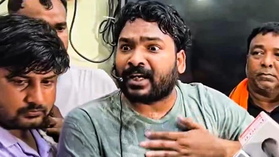 प्रिंस यादव की मौत पर रौशन आनंद का बड़ा आरोप, बोले- "मैं सनातनी हिंदू हूं, न्याय के लिए लड़ूंगा"