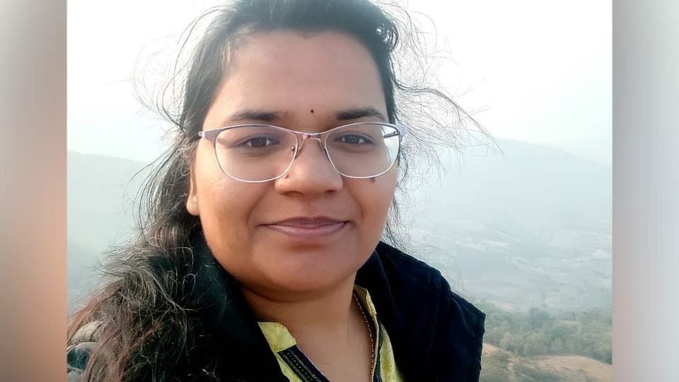 हैदराबाद में सॉफ्टवेयर इंजीनियर ईशा साहू ने 6 महीने की बच्ची के साथ छठी मंजिल से लगाई छलांग, मां की मौत, बच्ची बची