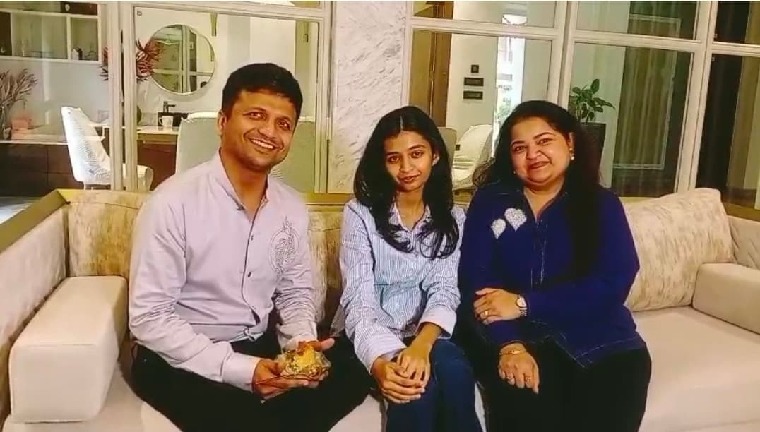 री-इवैल्यूएशन ने बदली किस्मत! रांची की अवनी ने रचा इतिहास, CBSE 12वीं में हासिल किए 500 में 500 अंक