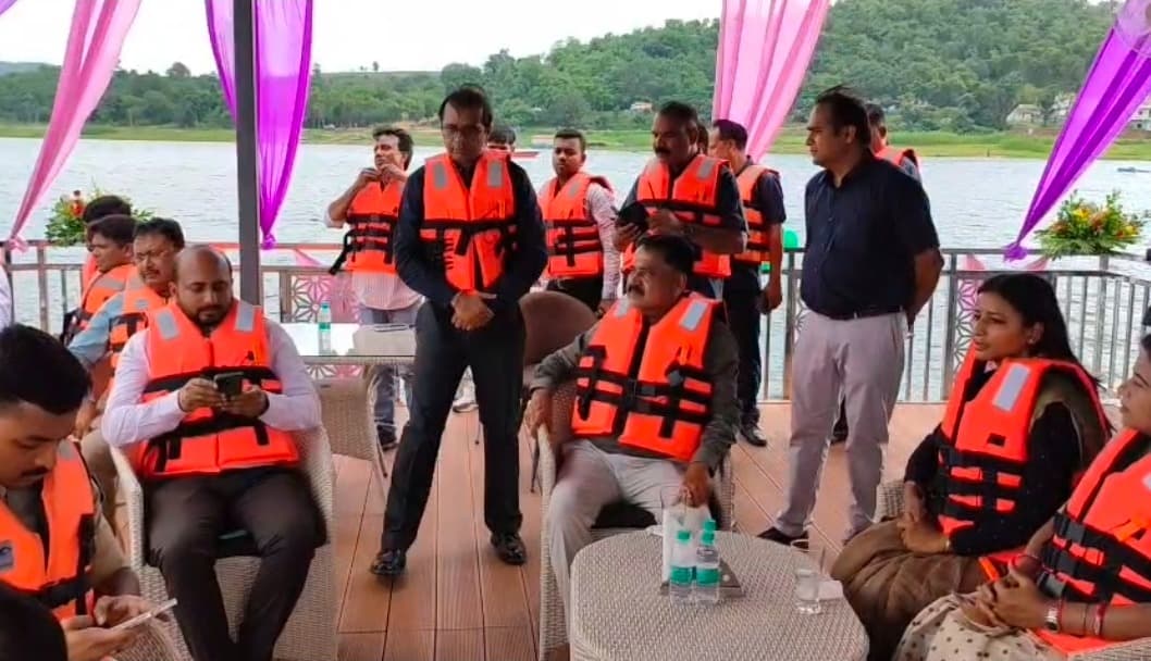 पतरातू डैम में म्यूजिकल फाउंटेन और फ्लोटिंग रेस्टोरेंट का शुभारंभ, पर्यटन को मिलेगा नया आयाम