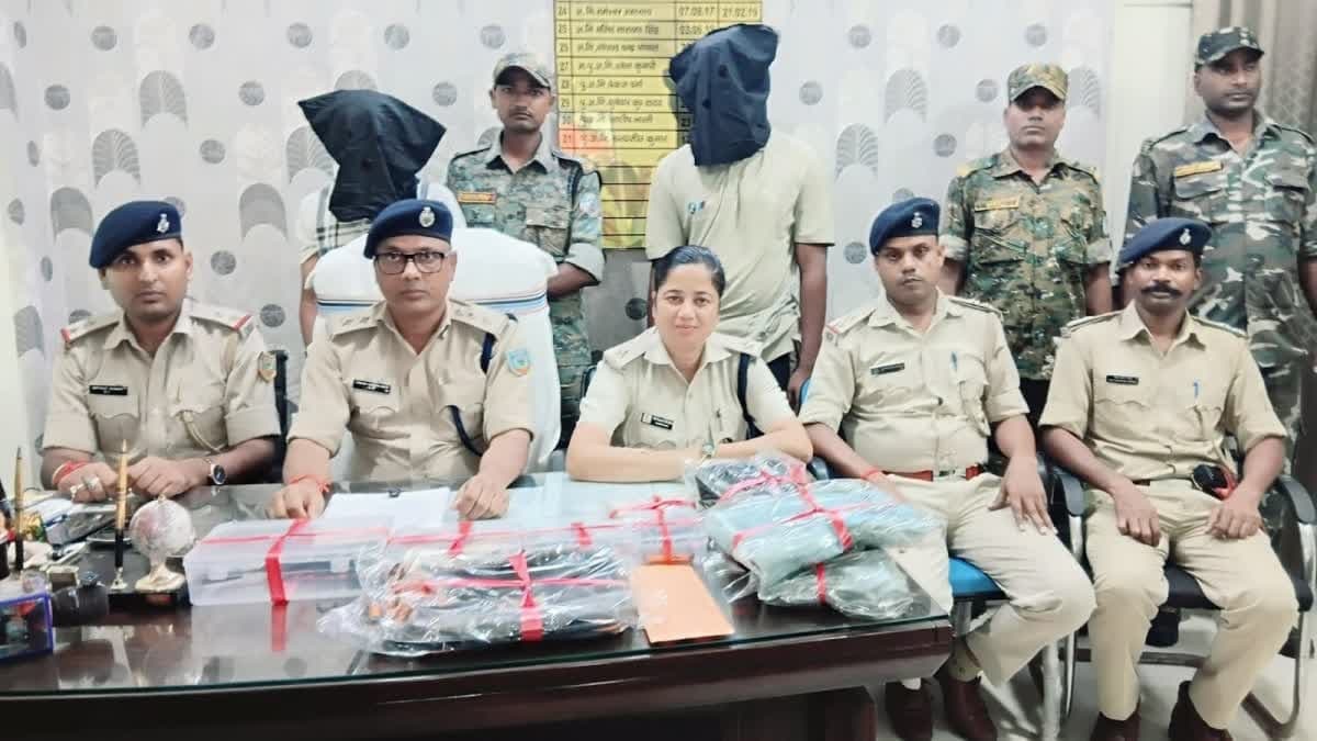 धनबाद में पेट्रोल पंप लूटकांड का खुलासा, दो आरोपी गिरफ्तार