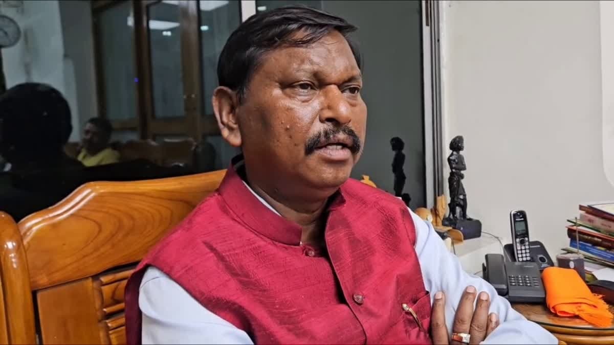 JPSC-JSSC विवाद पर अर्जुन मुंडा की सरकार और छात्रों को नसीहत, बोले- बातचीत से निकालें समाधान