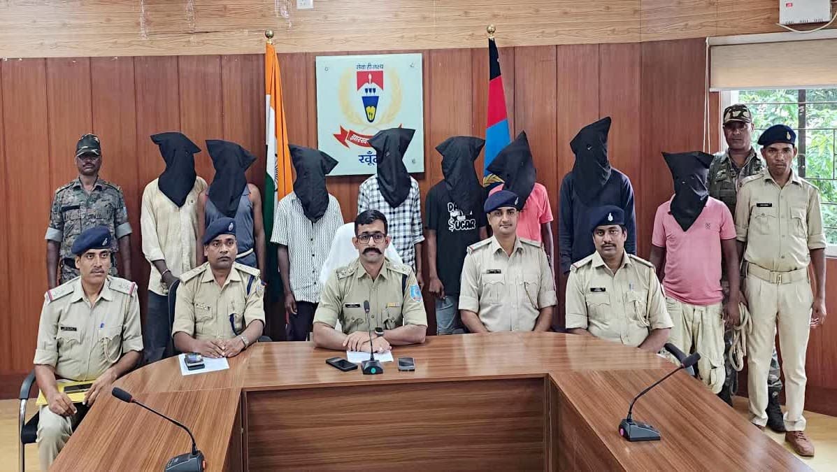 खूंटी में अंतरजिला वाहन चोर गिरोह का खुलासा, आठ आरोपी गिरफ्तार